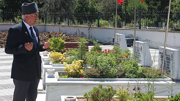 Kıbrıs Gazisi Şahin, Hiroşima'daki atom saldırısını yıl dönümünde kınadı