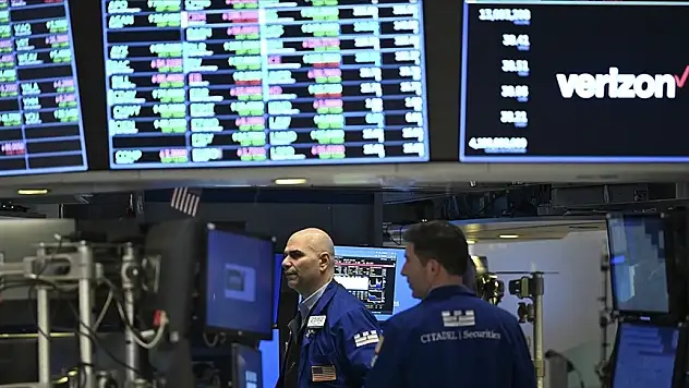 Küresel piyasalarda gözler yoğun veri gündemine çevrildi