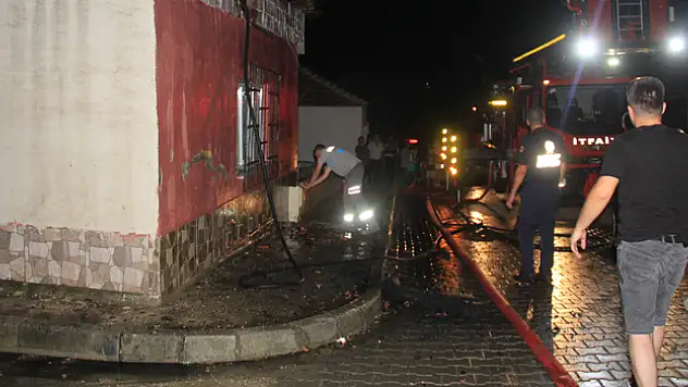 Samsun'da korkutan yangın: 1 yaralı