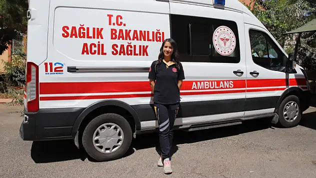 2 milyonluk şehrin tek kadın ambulans şoförü