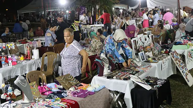 3. Atakum Kadın Emeği Festivali Sahilde etkinliği tüm heyecanıyla devam ediyor