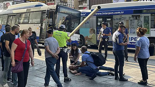 Başkentte EGO otobüsünün sinyalizasyon direğine çarptığı kazada 1 kişi yaralandı