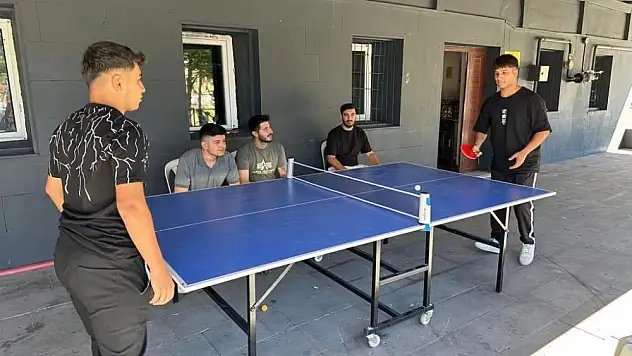 Gaziosmanpaşalı gençler, kamp etkinliklerinde buluştu