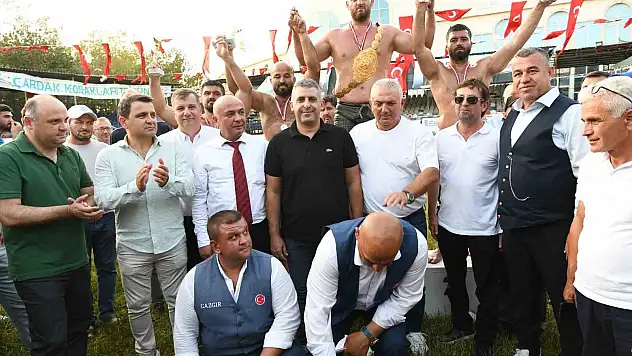 289. Geleneksel Çardak Yağlı Pehlivan Güreşleri'nde başpehlivan Nedim Gürel oldu