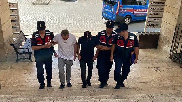 Samsun'daki uyuşturucu operasyonunda yakalanan 2 kişiden 1'i tutuklandı