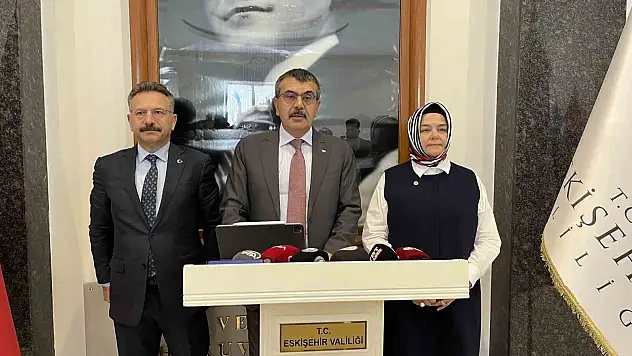 Milli Eğitim Bakanı Tekin: 'Yerel yöneticilerin tamamından arsa konusunda destek bekliyoruz'