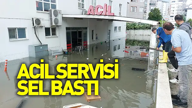 Hastanenin acil servisini sel suyu bastı