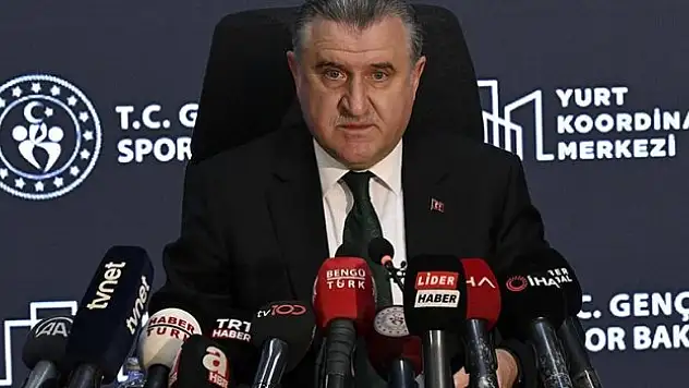 Bakan Osman Aşkın Bak, özel sporcuları tebrik etti