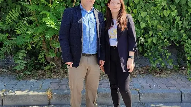 Kahramanmaraş'ta 84 saat sonra enkazdan çıkarılan genç kız mücadeleyi bırakmadı