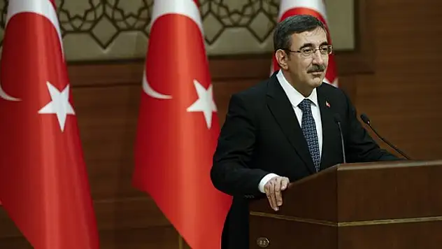 Cumhurbaşkanı Yardımcısı Yılmaz: Menderes ve yol arkadaşlarının hatıraları kalbimizin en derin yerinde muhafaza edilecek