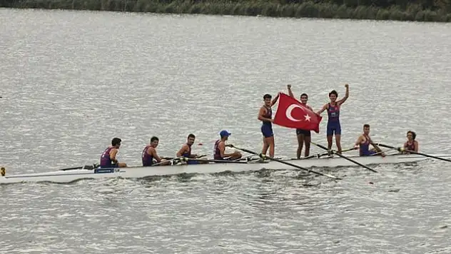 Milli kürekçiler, Balkan Şampiyonası'nda 16 madalya kazandı