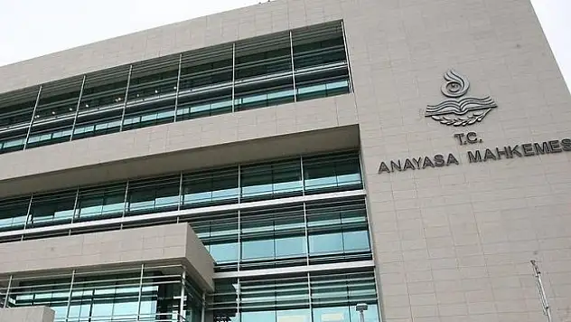 Baroların adli yardım ödeneklerine ilişkin iptal kararı Resmi Gazete'de