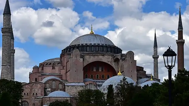 Türkiye'de en çok ziyaret edilen 10 camii
