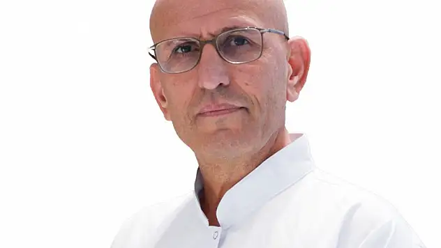 'Hipertansiyon ve yüksek kolesterol Alzheimer riskini üç kat artırıyor'