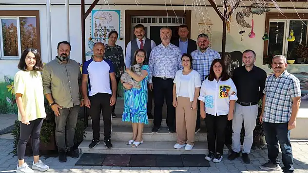 İlkokul öğrencileri için fen ve doğa okulu