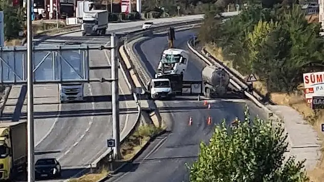 Kastamonu'da iki tır çarpıştı: 1 yaralı