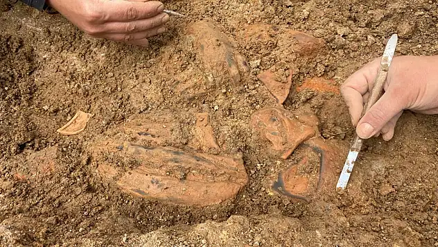 Ordu Kurul Kalesi'ndeki kazılarda yeni tarihi eserler bulunmaya devam ediyor