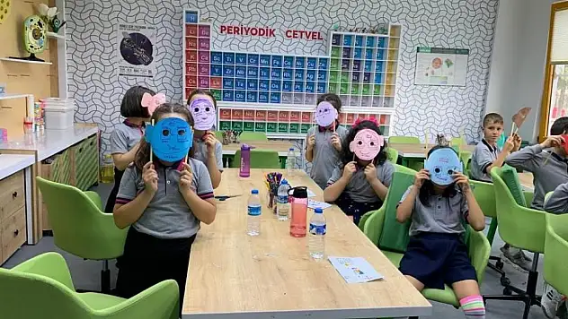 Samsun'da öğrenciler bilimle buluşuyor