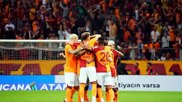 Galatasaray yenilmezliğini 20 maça çıkardı
