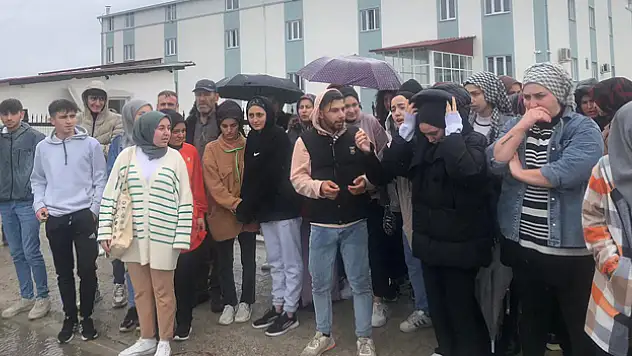 Samsun'da tekstil fabrikası işçileri eylem yaptı