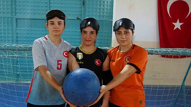 Dünya şampiyonu genç kızlar, gözünü 3. kez Avrupa'ya dikti