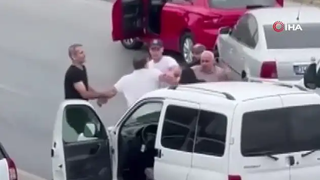 E-5'i kapatıp birbirlerine girdiler