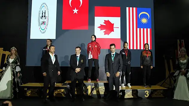 Muaythai Milli Takımı, Gençler Dünya Şampiyonası'nda birinciliği kazandı