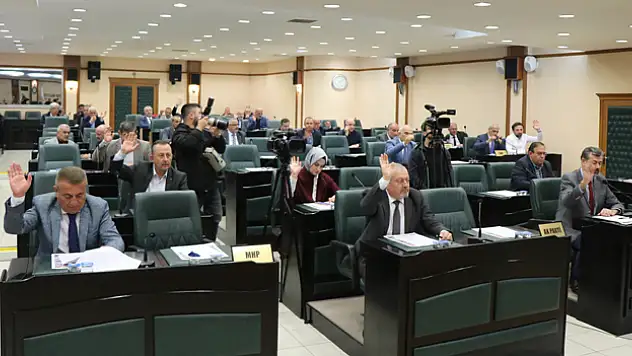 Samsun meclisi 45 maddeyi komisyona havale etti: 600 milyon TL kredi talebi