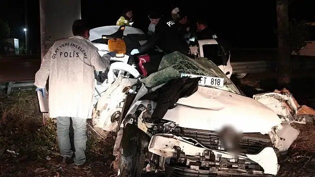 Doğum günü eğlencesi dönüşü kazada hayatını kaybeden 3 genç toprağa verildi