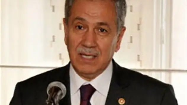 Depremzedelere prim ertelendi