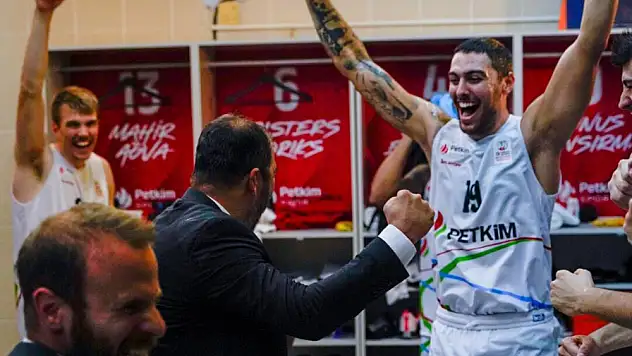 Dış sahadaki ilk galibiyet