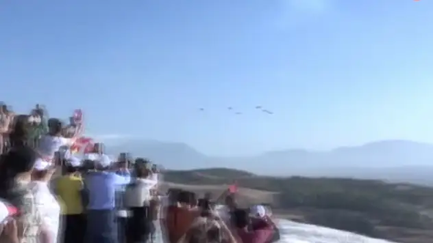 Türk Yıldızları, şölen sundu