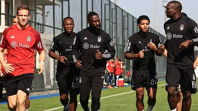 Beşiktaş'ta hazırlıklar devam ediyor
