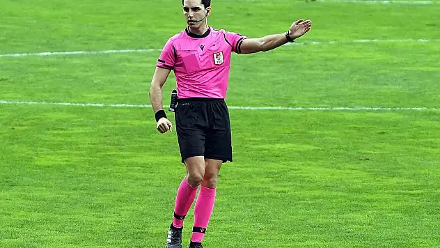 Alanyaspor - Sivasspor maçında Mert Güzenge düdük çalacak