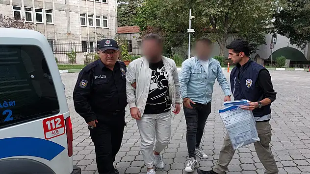 Kuyumcuda Altının Eksik Olduğu İddiasına Gözaltı