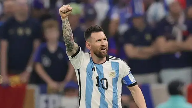 Yılın en iyi oyuncusu Lionel Messi