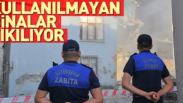 Samsun'da Kullanılmayan Binalar Yıkılıyor