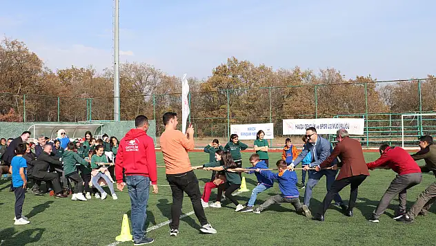 Orman'da Temizlik Yürüyüşü