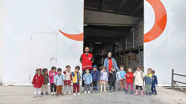 Miniklerden anlamlı ziyaret