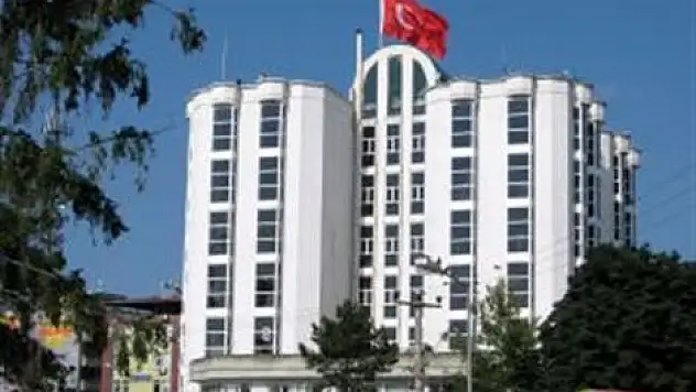 Belediyede '120 İşçi torba'ya girdi'