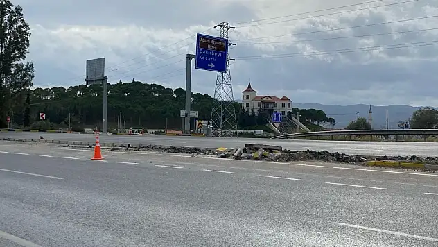 Koçarlı Kavşağı Trafiğe Kapatıldı