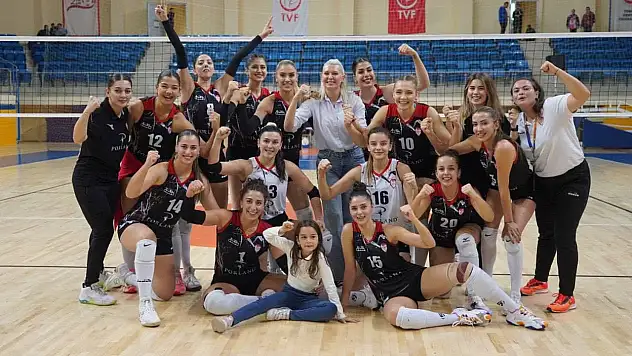 Bilecik Belediyesi Voleybol Takımından Galibiyet