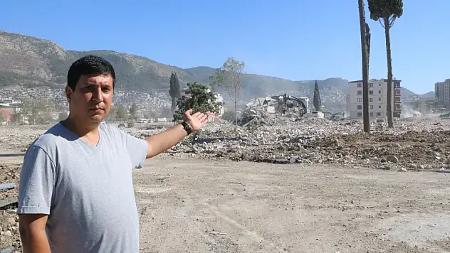 Depremzedeler yakınlarını umutla bekliyor