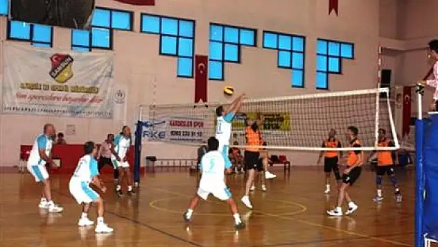 Çarşamba Anadolu Lisesi Final Gurubunda