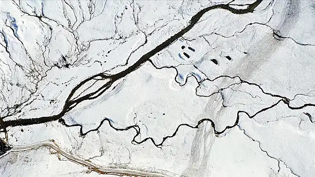 Trabzon'a İlk Kar Düştü