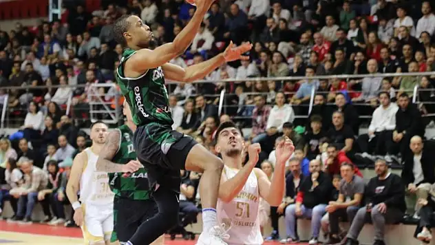 Türkiye Sigorta Basketbol Süper Ligi: Samsunspor: 90 - Darüşşafaka: 98