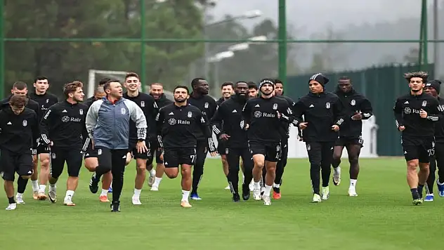 Beşiktaş, kondisyon ve taktik çalıştı