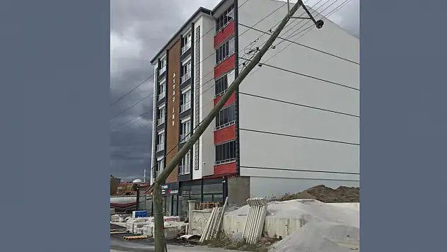 Fırtına ve dolu yağışı korkuttu