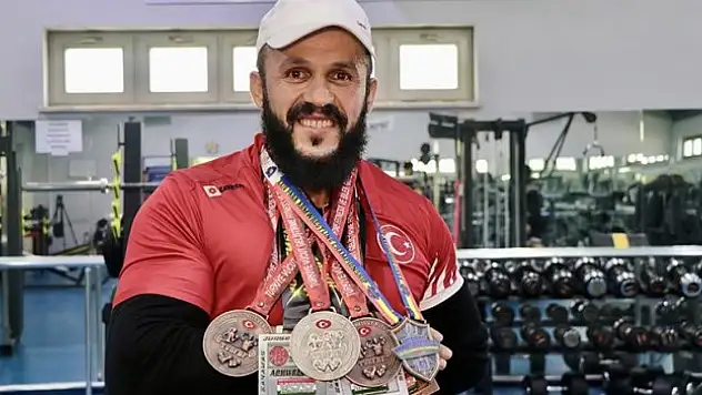 Bileği bükülemeyen gençler yetiştiriyor