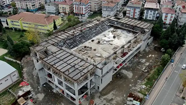 Spor Kompleksi'nin yüzde 55'i tamamlandı